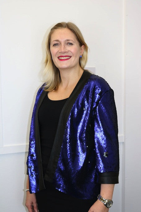 A magic two-way sequin jacket